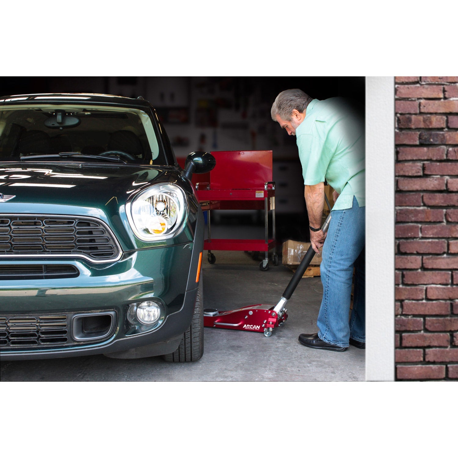 3 - Ton Professional Grade Aluminum and Steel Service Floor Jack - FORGED METALLICS