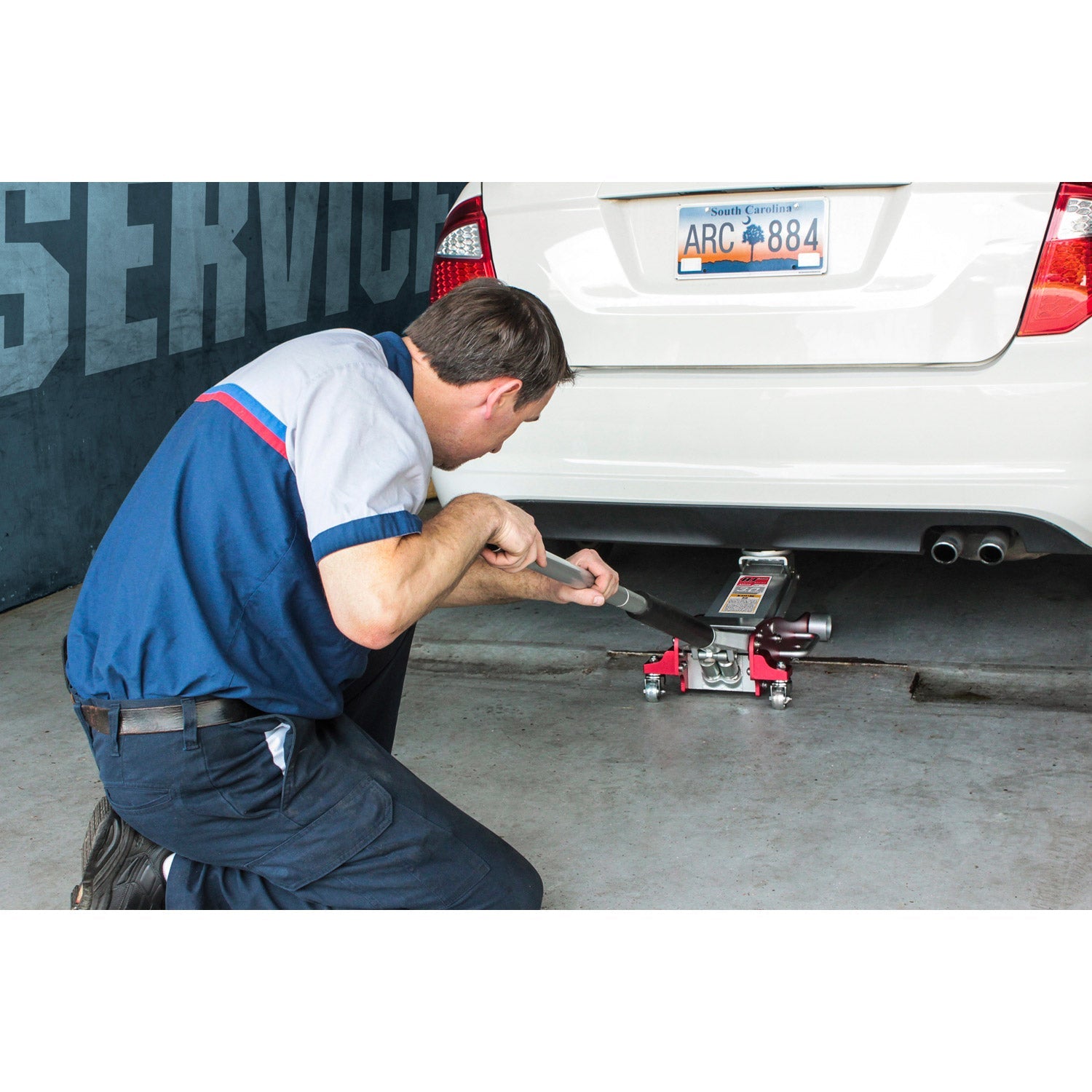 3 - Ton Professional Grade Aluminum and Steel Service Floor Jack - FORGED METALLICS